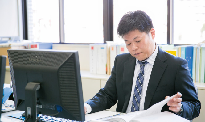 青葉工業株式会社｜リクルートサイト｜HUMAN 社員を知る｜鈴木 辰也